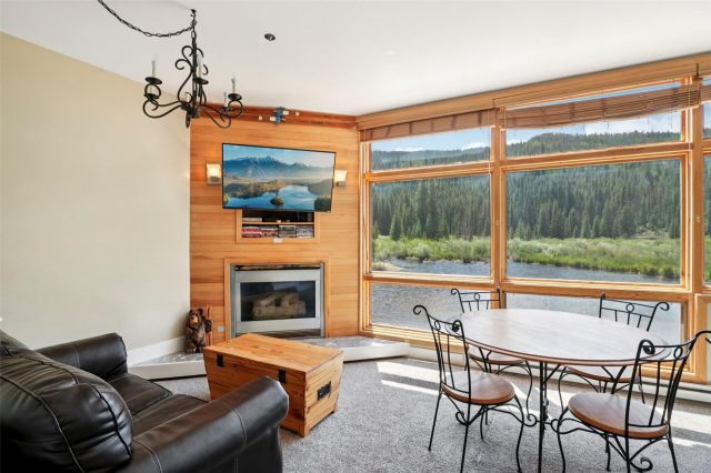 Condo in River Bank Lodge Condo, Keystone — photo 4 Condo in River Bank Lodge Condo, Keystone, CO — photo 4 (MLS S1068780)