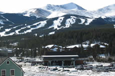 Breckenridge Gold Creek Condos mountain view 