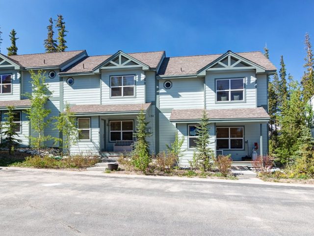 Townhome in Hideaway Condo, Breckenridge, CO — photo 1 (MLS S1001654)