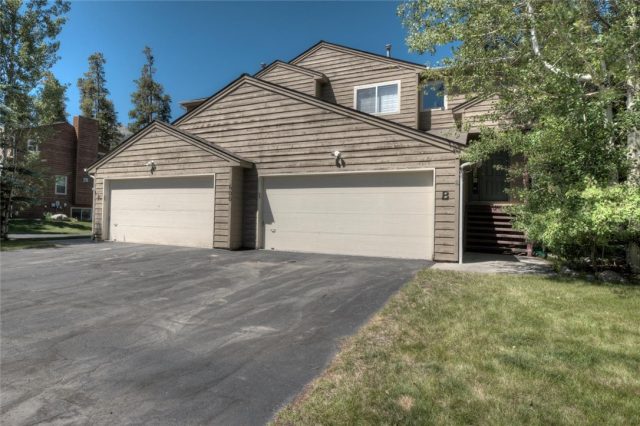 Duplex in Mountain Pines Sub, Frisco, CO — photo 1 (MLS S1001864)
