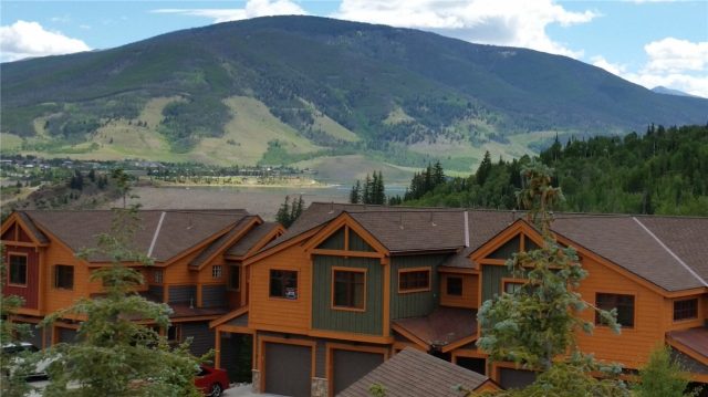 Townhome in Rolling Ridge Twnhms, Silverthorne, CO — photo 1 (MLS S1001884)
