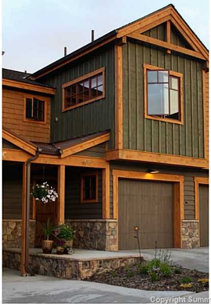 Townhome in Rolling Ridge Twnhms, Silverthorne, CO — photo 1 (MLS S1002416)