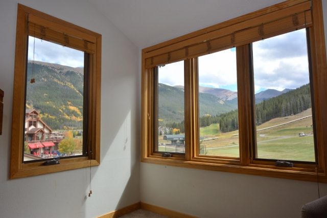 Condo in Foxpine Inn Condo, Copper Mountain, CO — photo 1 (MLS S1002745)