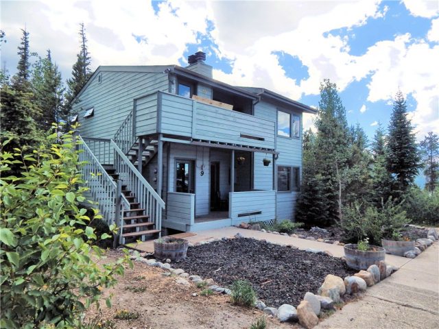 Condo in Hideaway Condo, Breckenridge, CO — photo 1 (MLS S1005628)