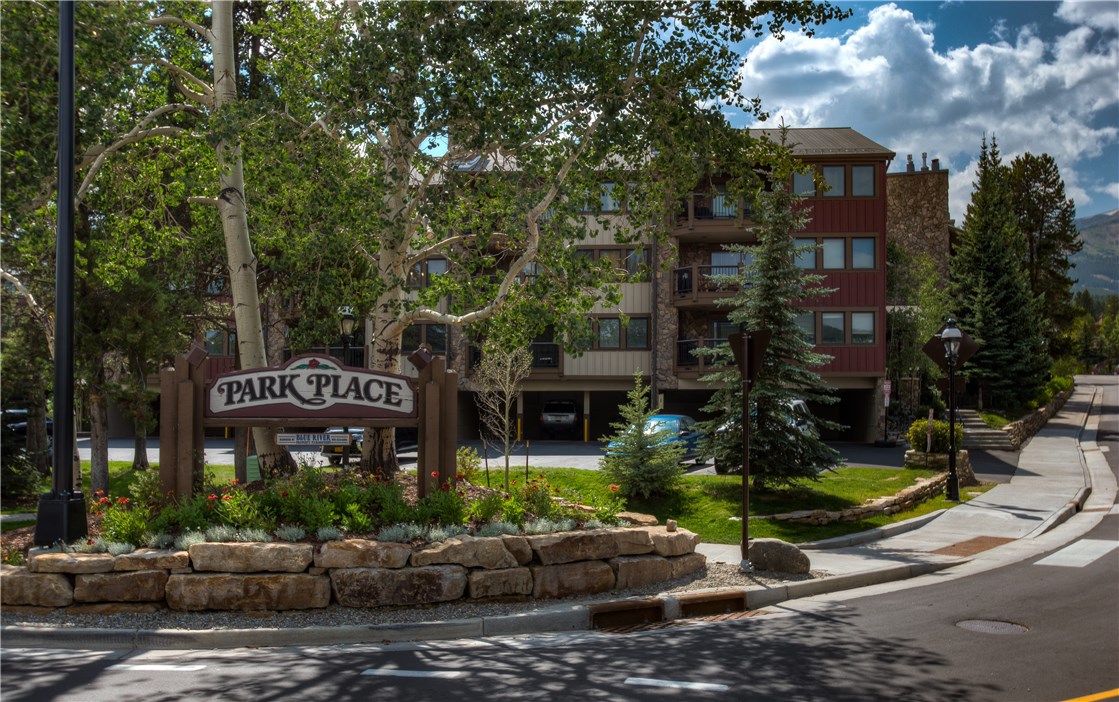 325 Four Oclock Road 103, Breckenridge, CO — main photo