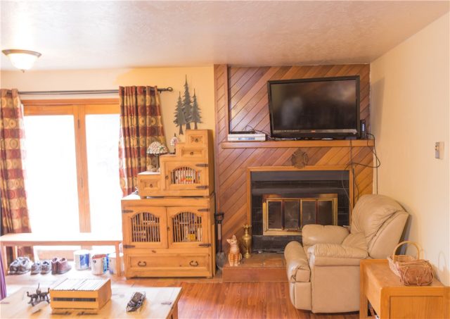 Condo in Royal Glen Condo, Frisco, CO — photo 1 (MLS S1006979)