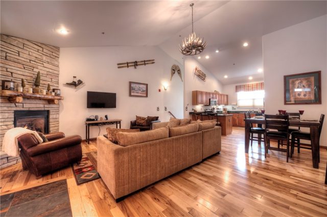 Condo in Bears Den Condos, Frisco, CO — photo 1 (MLS S1008139)