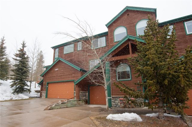 Townhome in Fox Hollow Townhomes, Silverthorne, CO — photo 1 (MLS S1008408)