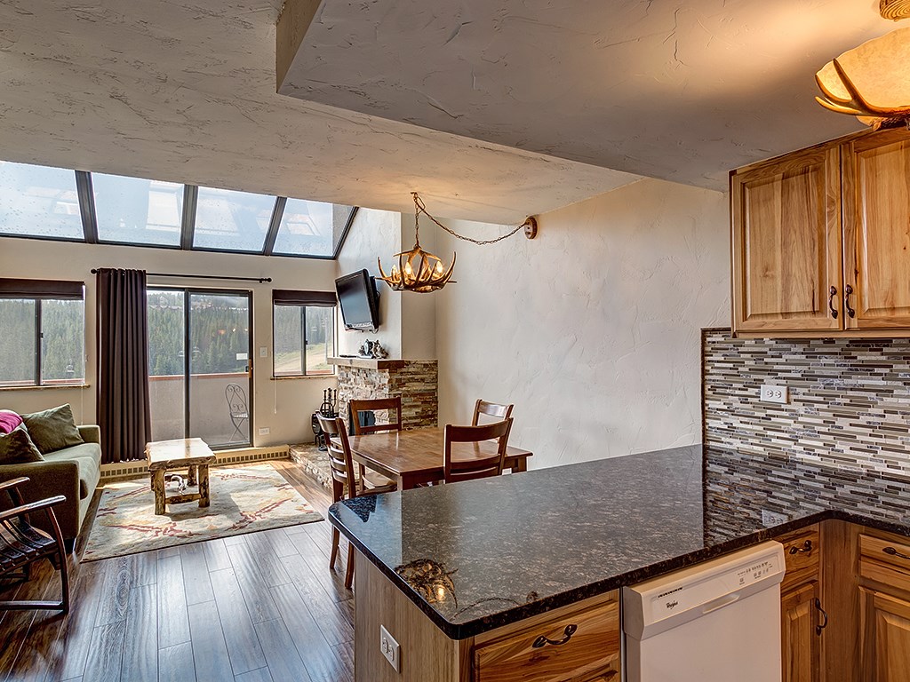 611 Village Road 24150, Breckenridge, CO — main photo