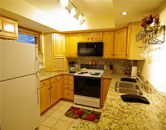 Townhome in Pine Creek Townhomes, Breckenridge, CO — photo 1 (MLS S1011221)