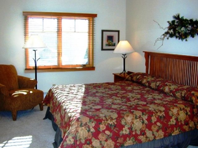 Timeshare in Grand Timber Lodge Condo, Breckenridge, CO — photo 6 (MLS S1012496)