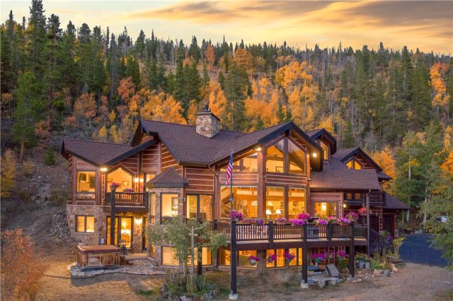Home in Dunkin Hill Sub, Breckenridge, CO — photo 1 (MLS S1013558)