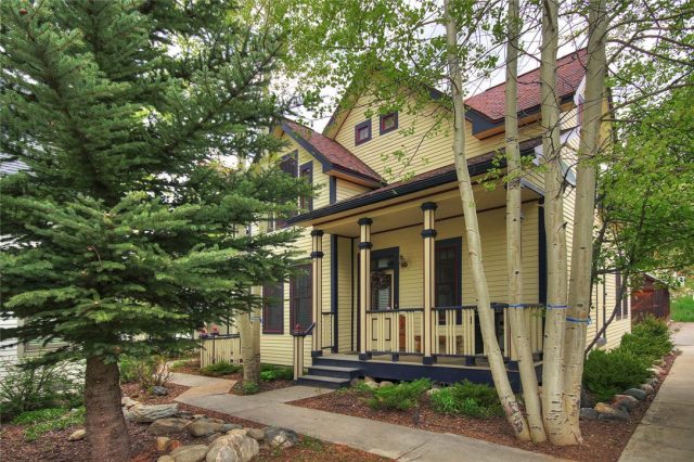 Condo in Brittany Place, Breckenridge, CO — photo 1 (MLS S1014109)