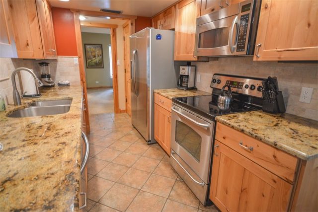 Condo in Columbine Condo, Breckenridge, CO — photo 1 (MLS S1014746)
