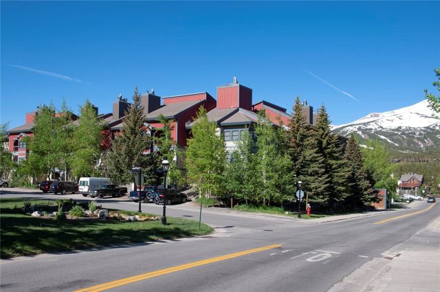 Condo in Longbranch Condo, Breckenridge, CO — photo 1 (MLS S1015669)