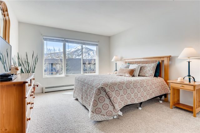 Condo in Bay Club At Frisco, Frisco, CO — photo 1 (MLS S1017878)