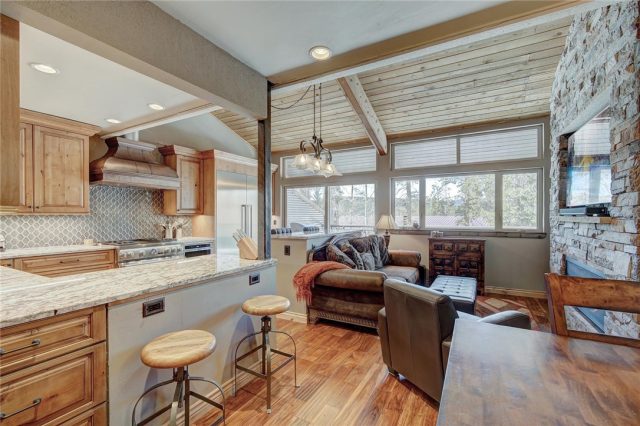 Townhome in Woodglen Condo, Breckenridge, CO — photo 1 (MLS S1018045)
