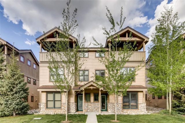 Duplex in Crossroads Townhomes, Frisco, CO — photo 1 (MLS S1018157)
