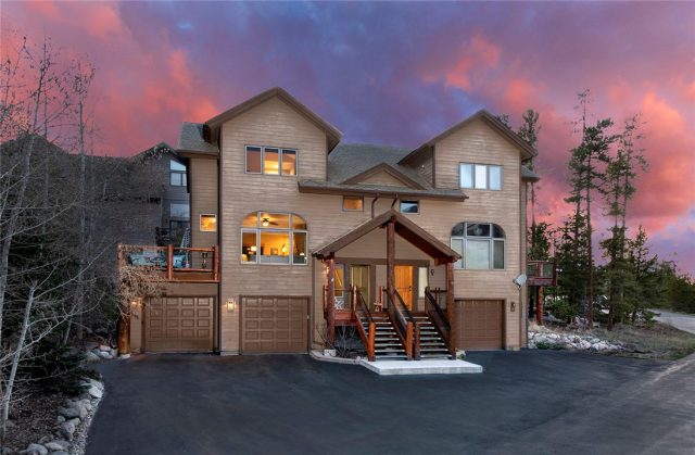 Duplex in Peregrine Ridge Sub, Silverthorne, CO — photo 1 (MLS S1018406)