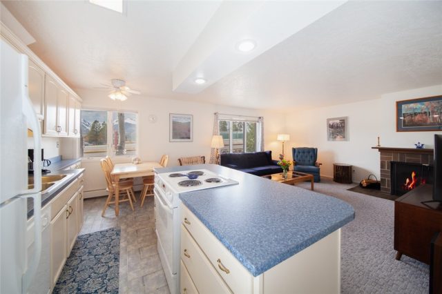 240 E La Bonte Street 29, Dillon, CO — main photo