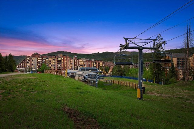 Condo in Village At Breckenridge Condo, Breckenridge, CO — photo 1 (MLS S1019255)
