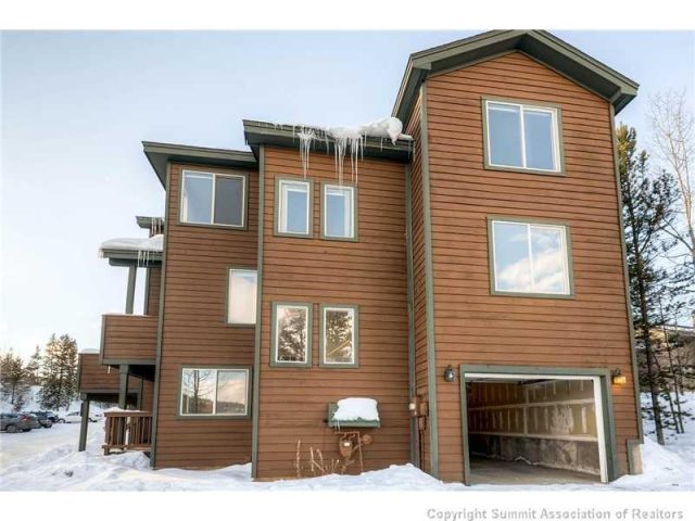Townhome in Aspen Glen Townhomes, Silverthorne, CO — photo 1 (MLS S1019500)