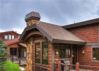 884 Beeler Place photo 1