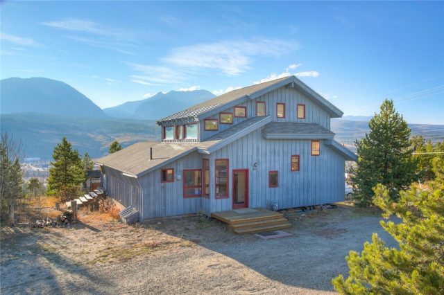 Home in Ptarmigan Trail Estates Sub 2, Silverthorne, CO — photo 1 (MLS S1022935)