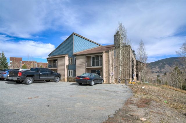 Condo in Summit Point Condo, Silverthorne, CO — photo 1 (MLS S1023038)