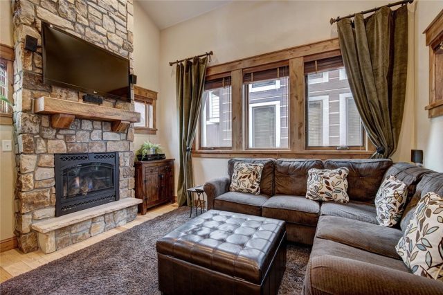 Townhome in Backcountry Cabins, Frisco, CO — photo 1 (MLS S1023040)