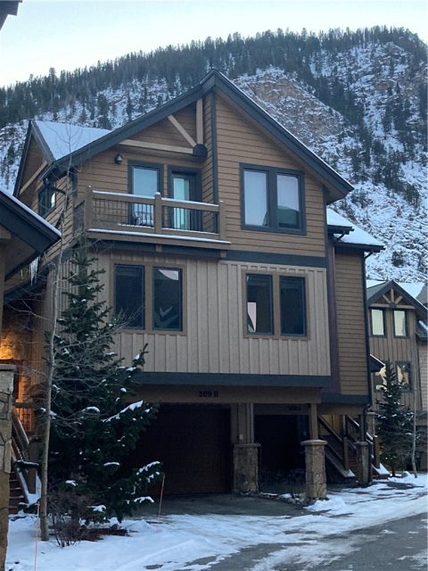 Townhome in Legends At Frisco Townhomes, Frisco, CO — photo 1 (MLS S1023214)