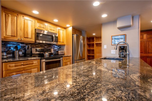 Condo in Lodge At Copper Mountain Condo, Copper Mountain, CO — photo 1 (MLS S1023364)