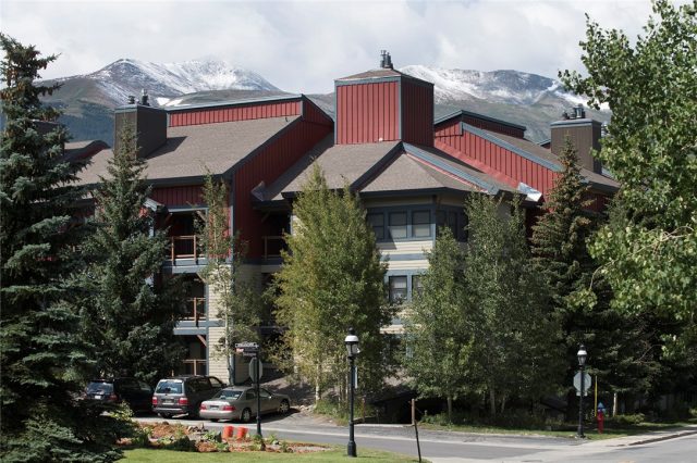 Condo in Longbranch Condo, Breckenridge, CO — photo 1 (MLS S1023514)