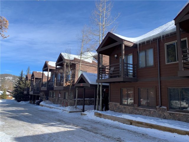 Condo in Wildwood Lodge Condo, Breckenridge, CO — photo 1 (MLS S1023574)