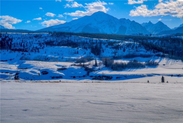 928 Lindstrom Road, Silverthorne, CO — main photo
