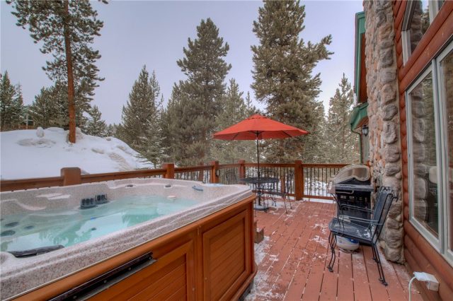 345 Black Hawk Circle, Silverthorne, CO — main photo