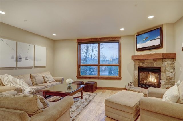 Condo in Watertower Place Condos, Frisco, CO — photo 1 (MLS S1026169)