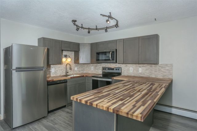 Condo in Silverthorne Heights Condo, Silverthorne, CO — photo 1 (MLS S1028863)