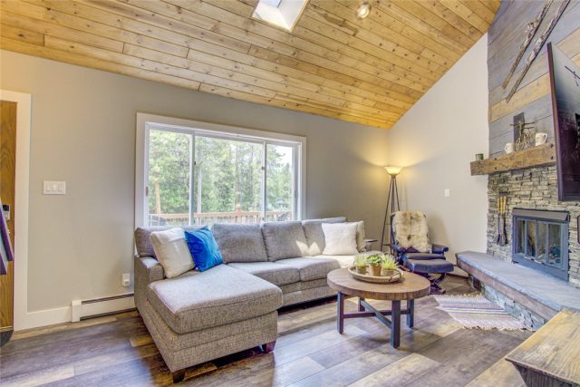 Condo in Sundance At Warriors Mark Condo, Breckenridge, CO — photo 1 (MLS S1029160)