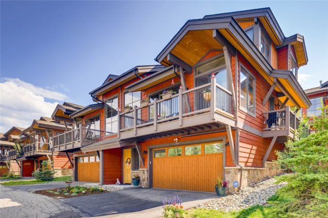 Townhome in Treehouse Condo, Silverthorne, CO — photo 1 (MLS S1030668)