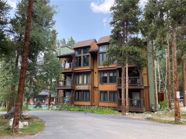Condo in Inner Circle Condo, Breckenridge, CO — photo 1 (MLS S1030837)