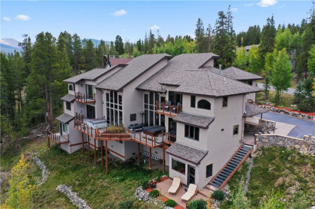 Duplex in Warriors Mark West Sub, Breckenridge, CO — photo 1 (MLS S1031088)