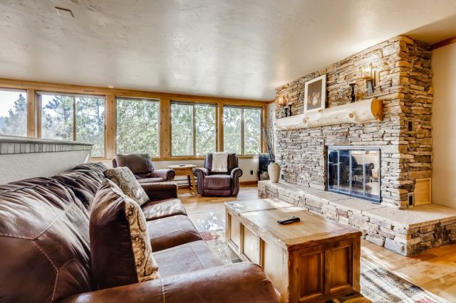 Condo in Ski Hill Condo, Breckenridge, CO — photo 1 (MLS S1031109)