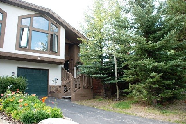 Townhome in One Breckenridge Place, Breckenridge, CO — photo 1 (MLS S1031371)