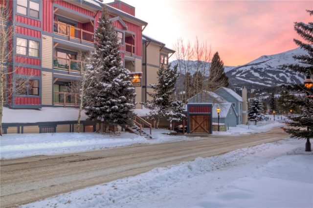 Condo in Longbranch Condo, Breckenridge, CO — photo 1 (MLS S1031489)