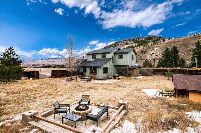 Home in Sierra Bosque Sub, Silverthorne, CO — photo 1 (MLS S1031771)