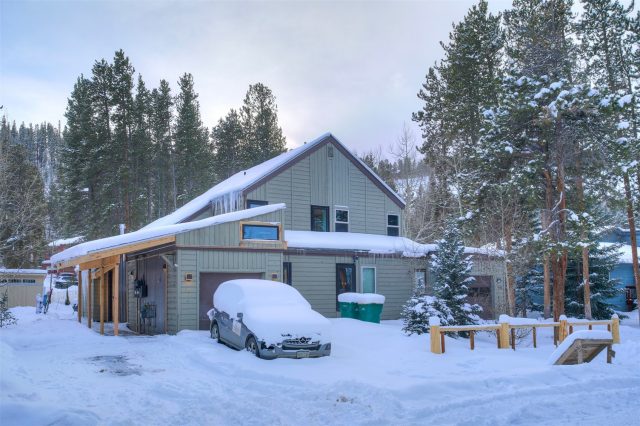 Duplex in Warriors Mark Sub, Breckenridge, CO — photo 1 (MLS S1031878)