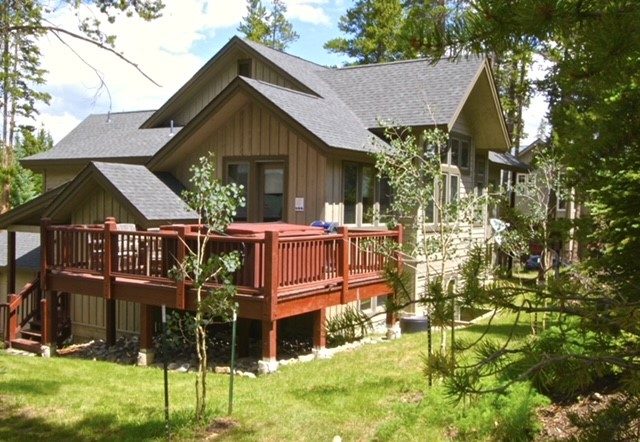 Duplex in White Wolf Townhomes, Breckenridge, CO — photo 1 (MLS S1035445)