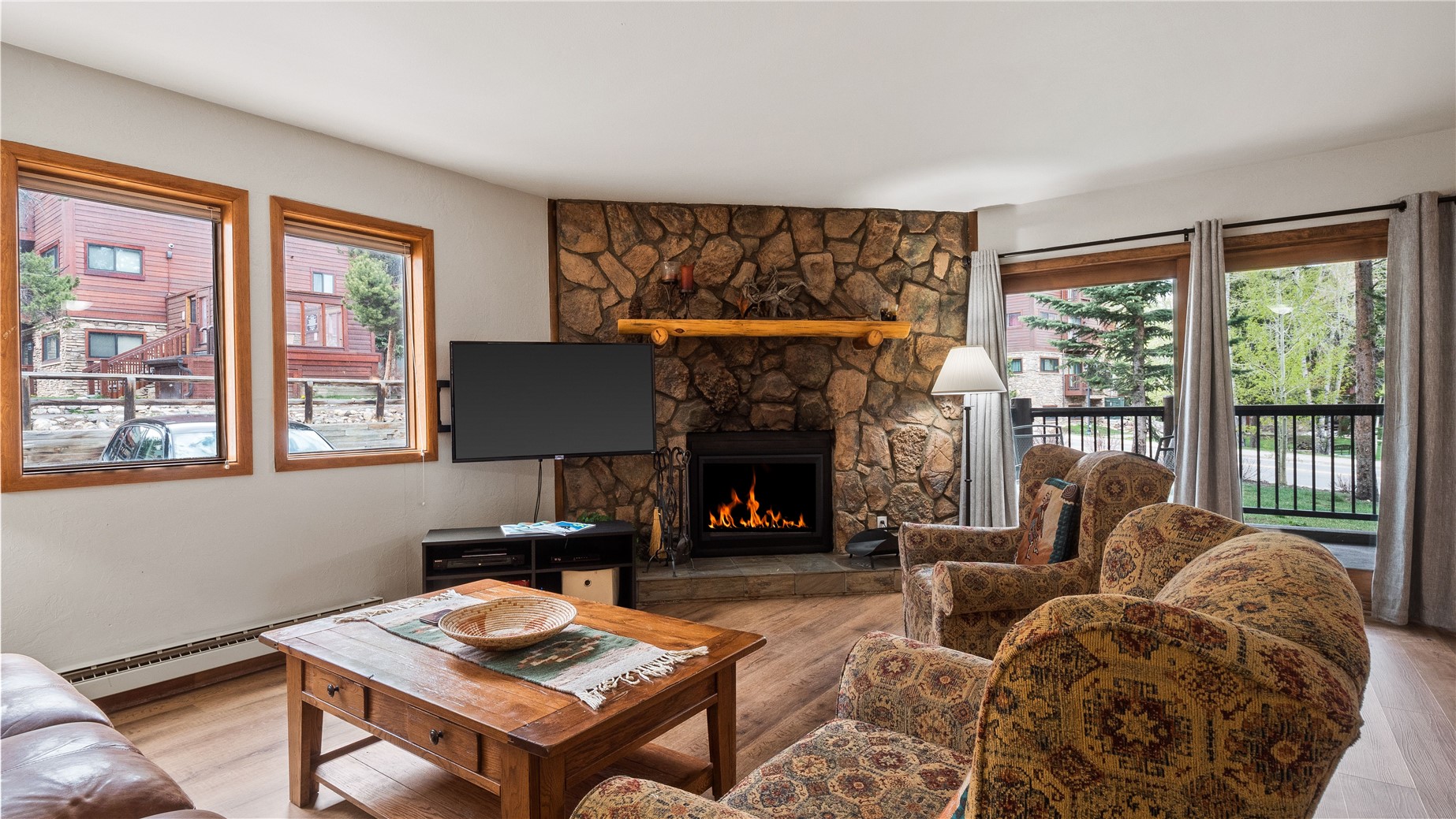 325 Four Oclock Road B-105, Breckenridge, CO — main photo