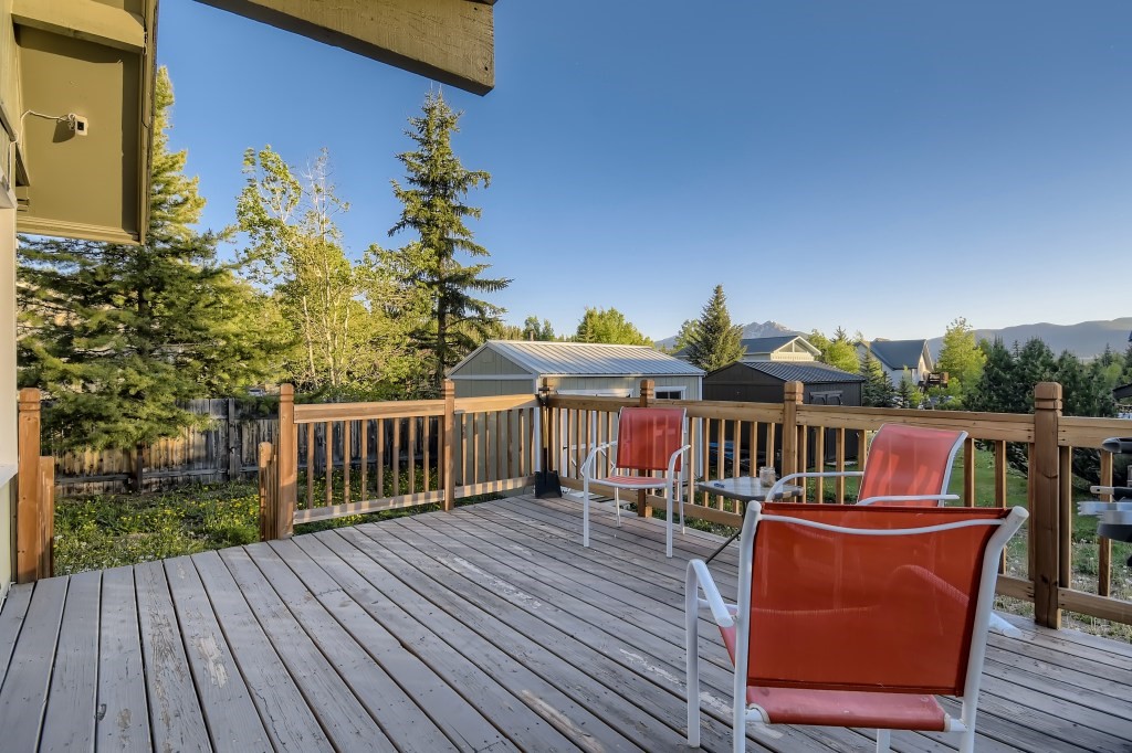 402 Alpine Road, Dillon, CO — main photo